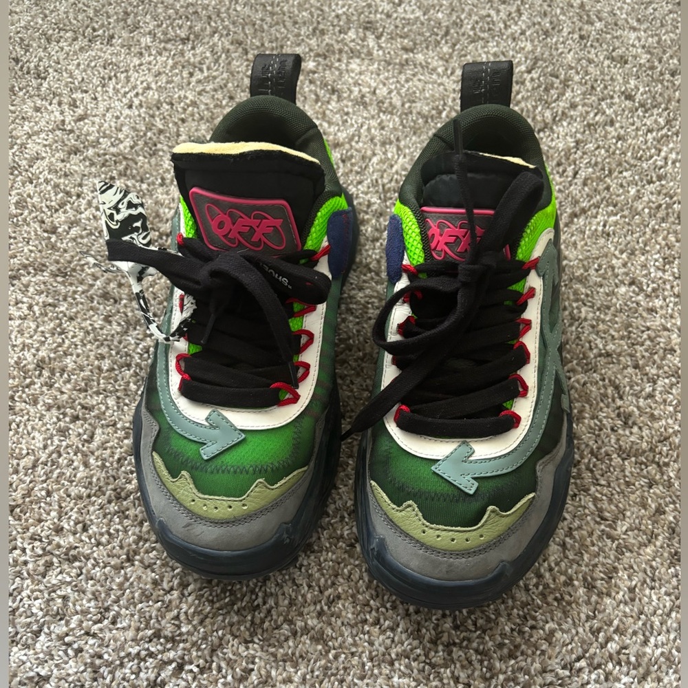 Off-White Sneakers